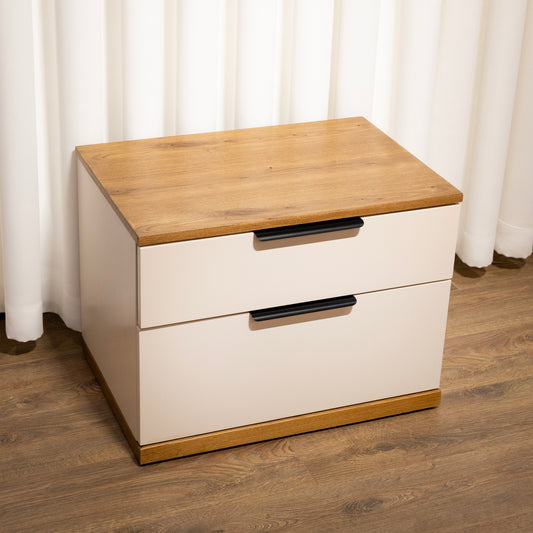 Barir Nightstand